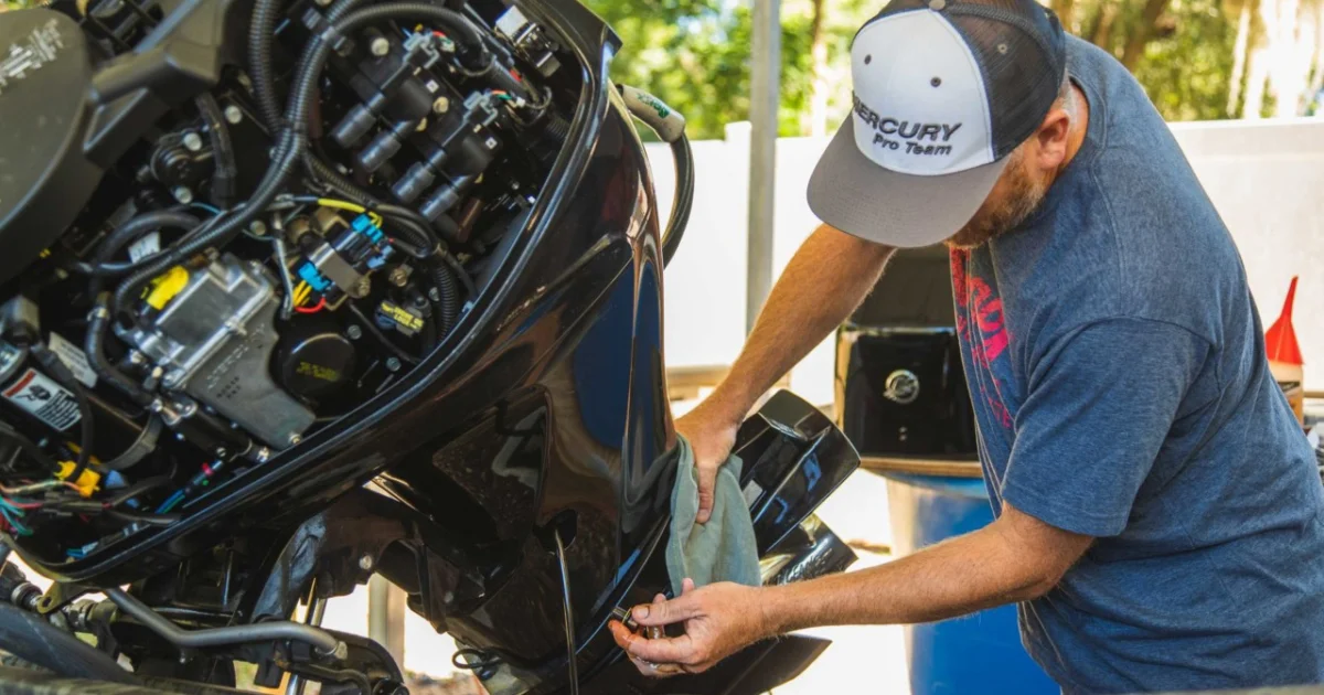Türkiye Sularında Kıçtan Takma (Outboard) Benzinli Motorların Ömrünü Uzatmak: Orijinal Parça ve Bakım Kılavuzu